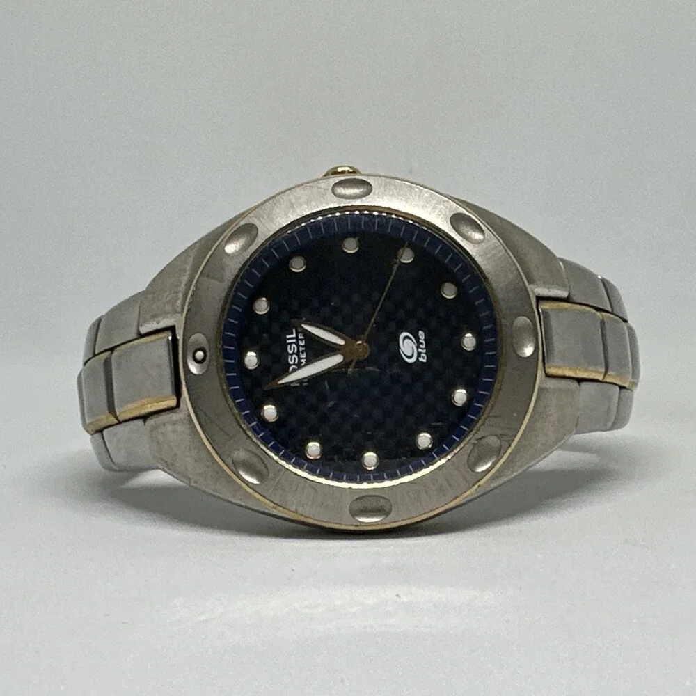 Fossil Blue AM3305 Men's Silver Stainless Steel Analog Dial Quartz Watch HME748
